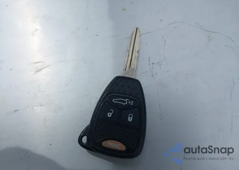 2007 Chrysler Pacifica Touring из США, поврежденный, VIN 2A8GM68X07R142302